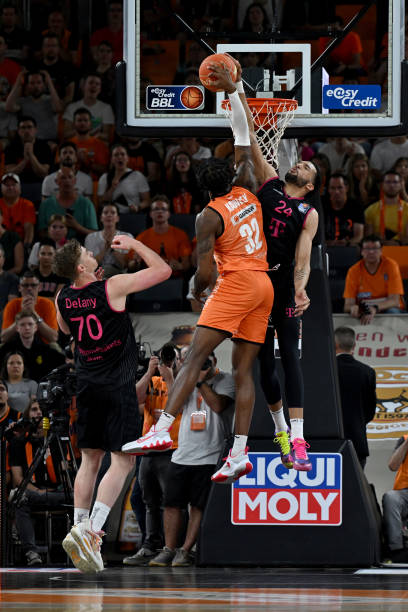 与反击跑位 与反击跑位